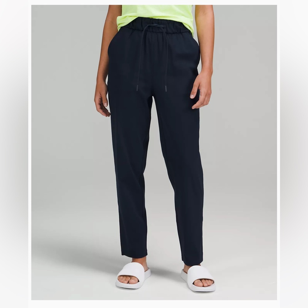 Lululemon Navy Stretch High-Rise Pant Size 2 - Picture 3 of 10